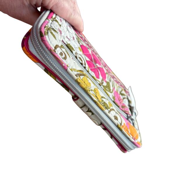 Vera Bradley quilted cotton zip around wallet pink white gray green turn lock - Picture 3 of 10